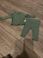 Baby Pullover und Hose Niedersachsen - Braunschweig Vorschau