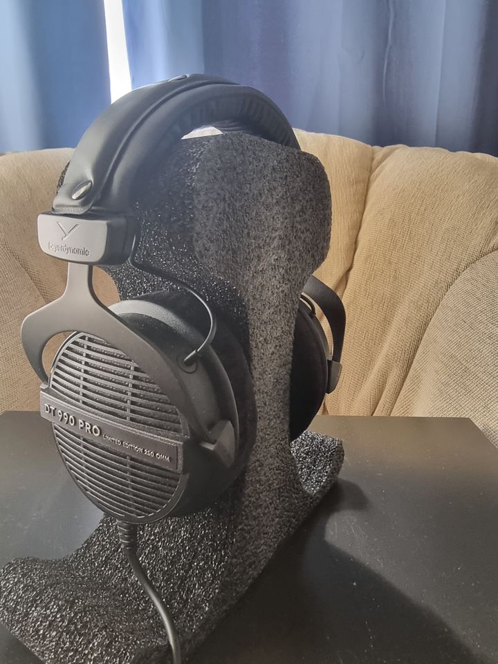 Beyerdynamic DT 990 Pro Limited Edition in Walsrode