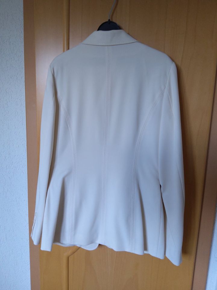 MADELEINE Anzug Damen, Blazer und  Hose, Größe 36, Farbe beige in Münchenbernsdorf