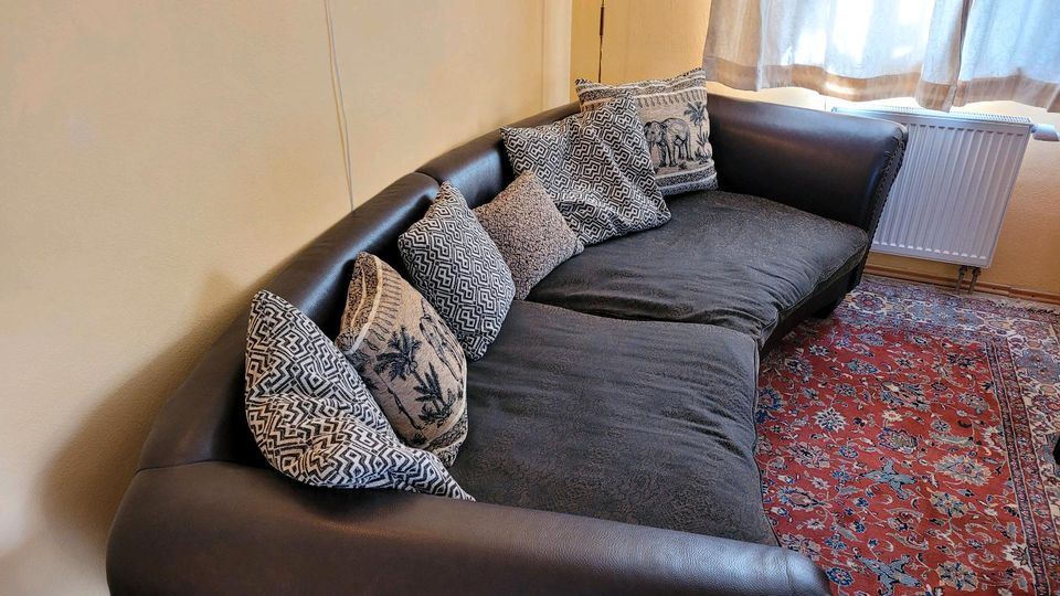 Big Sofa Kolonialstil Top TVSchlafsofa sehr bequem  XXL Sofa in Neufahrn