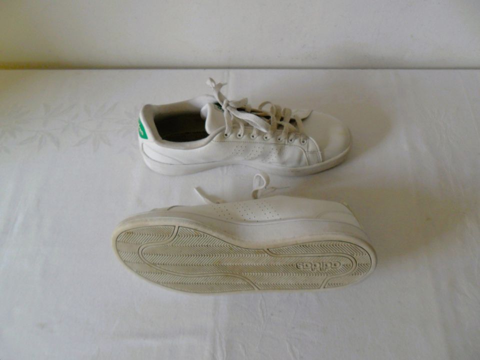 Adidas Respira Herrenschuhe , Gr. 44 in Bad Bentheim