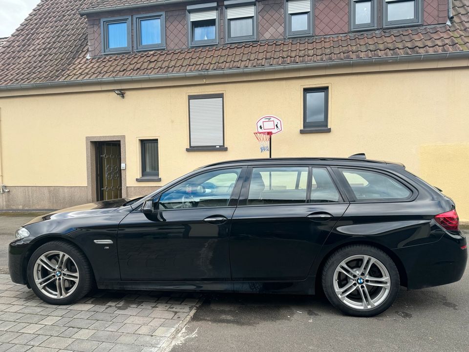 BMW 525D X-Drive M-Paket*PANORAMA*2.Hand*Scheckheft in Hattorf am Harz