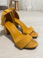 Damen Riemensandalette Hessen - Niddatal Vorschau