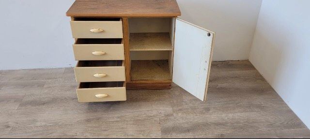 #A DDR Putzschrank Dielenschrank Flur Garderobe VEB Olbernhau in Burgstädt