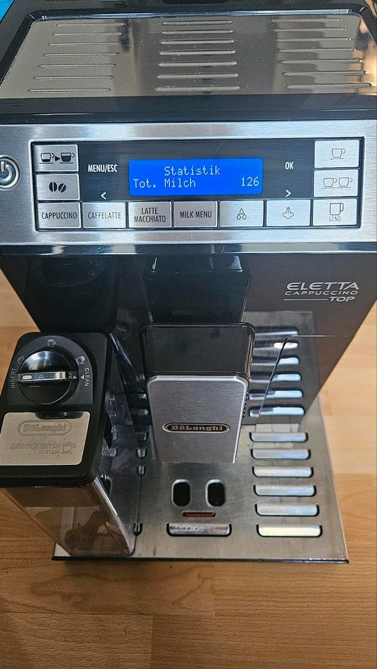 De Longhi Kaffeevollautomat Eletta Cappuccino Top in Regensburg