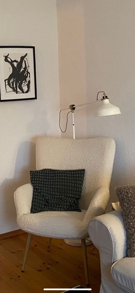 Design Sessel beige Skandinavien Stil in Köln