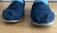 TOMS Schuhe Marine blau Größe W9 Kr. München - Neubiberg Vorschau
