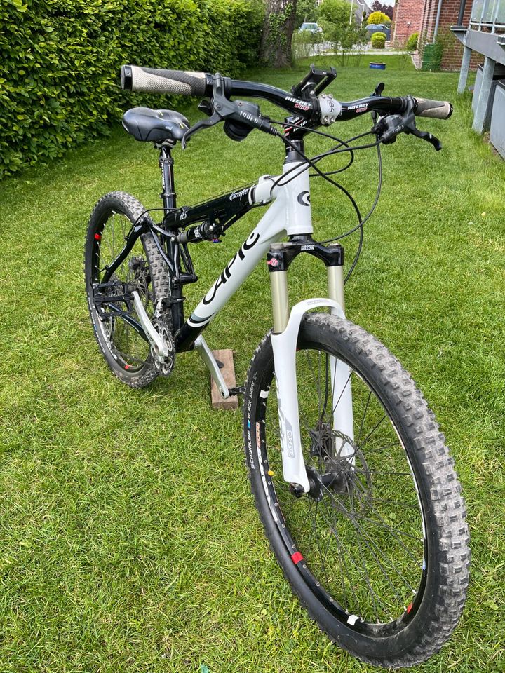 Mountainbike Damen Shimano XT, Capic, X-Fusion, Ritchey usw in Buxtehude