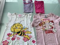 4 Mädchen T-Shirts Gr. 104 im Set Paw Patrol Biene Maja u.a. Baden-Württemberg - Ettlingen Vorschau