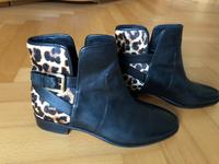 Michael Kors Stiefel Stiefeletten Gr. 8 1/2 39 ½ Leopardenmuster Nordrhein-Westfalen - Detmold Vorschau