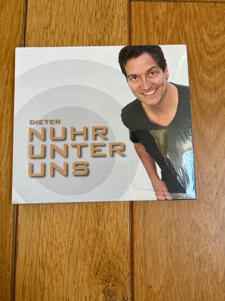 Dieter Nuhr, Hörbuch Unter uns, Originalverpackt in Düsseldorf