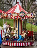 Kindergeburtstag Jahrmarkt Karussell Hüpfburg Büchsenwerfen Lukas Sachsen-Anhalt - Magdeburg Vorschau