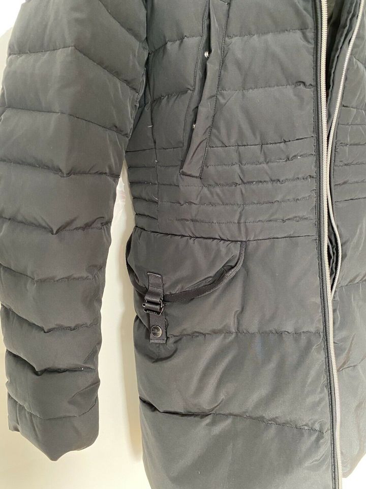 Peuterey Winter Jacke mit Kapuze in Güstrow