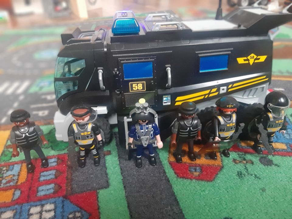 Playmobil Polizei Fahrzeuge Set in Bielefeld