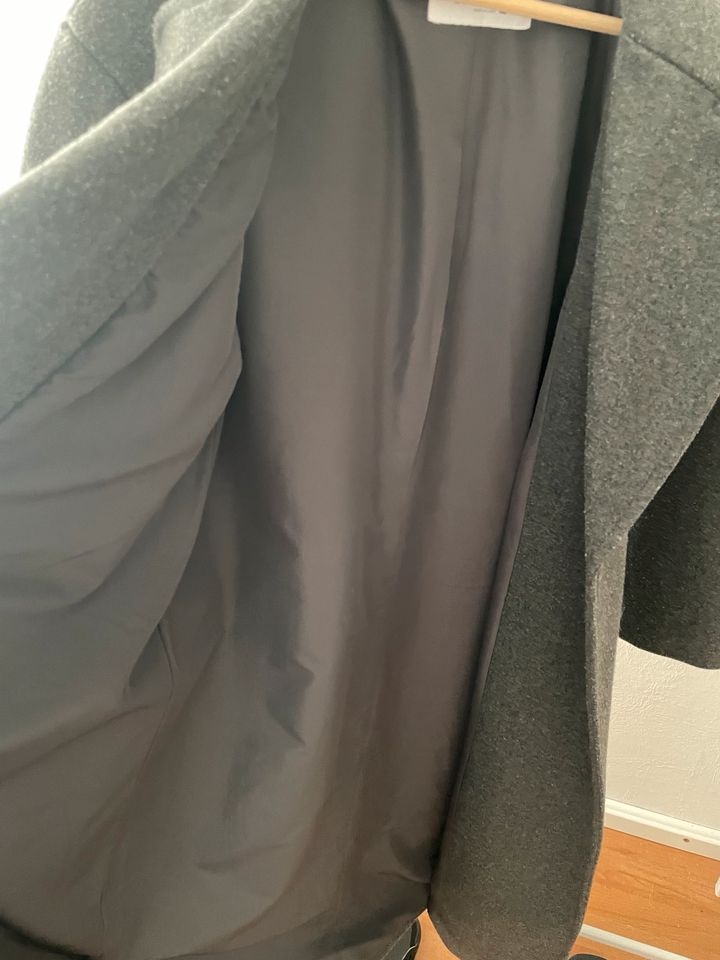 Zara Mantel S in grau in Ritterhude