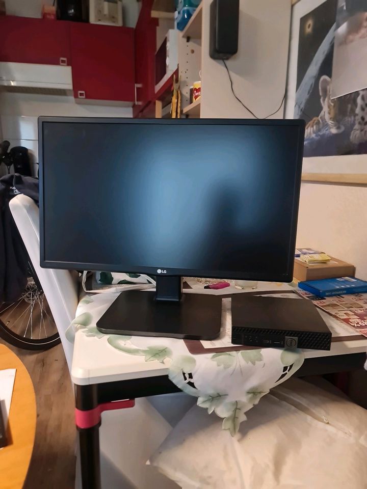 Verkaufe ein PC mit Monitor in Kiel