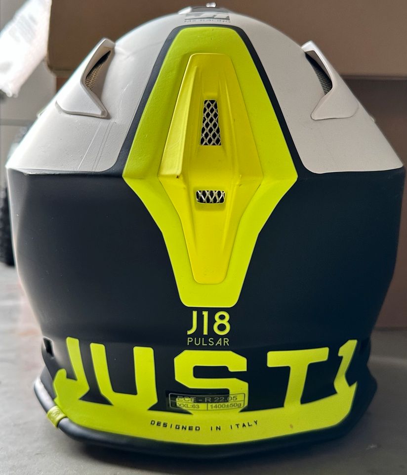 Moto Cross Enduro Helm JUST1 J18 Pulsar Gr. XXL NEU in Neuching