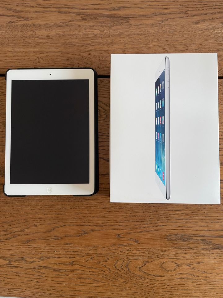 iPad Air 1. Gen., 16GB, weiß in Hamburg
