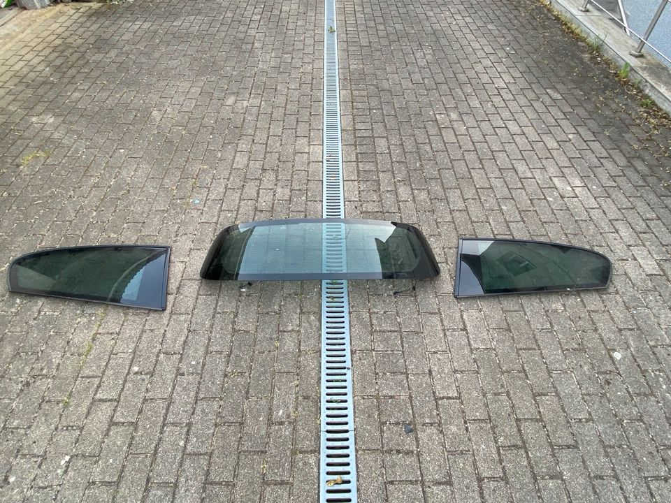 Heckscheibe, Seitenscheiben für 1er BMW (E81) Shadowline in Moers