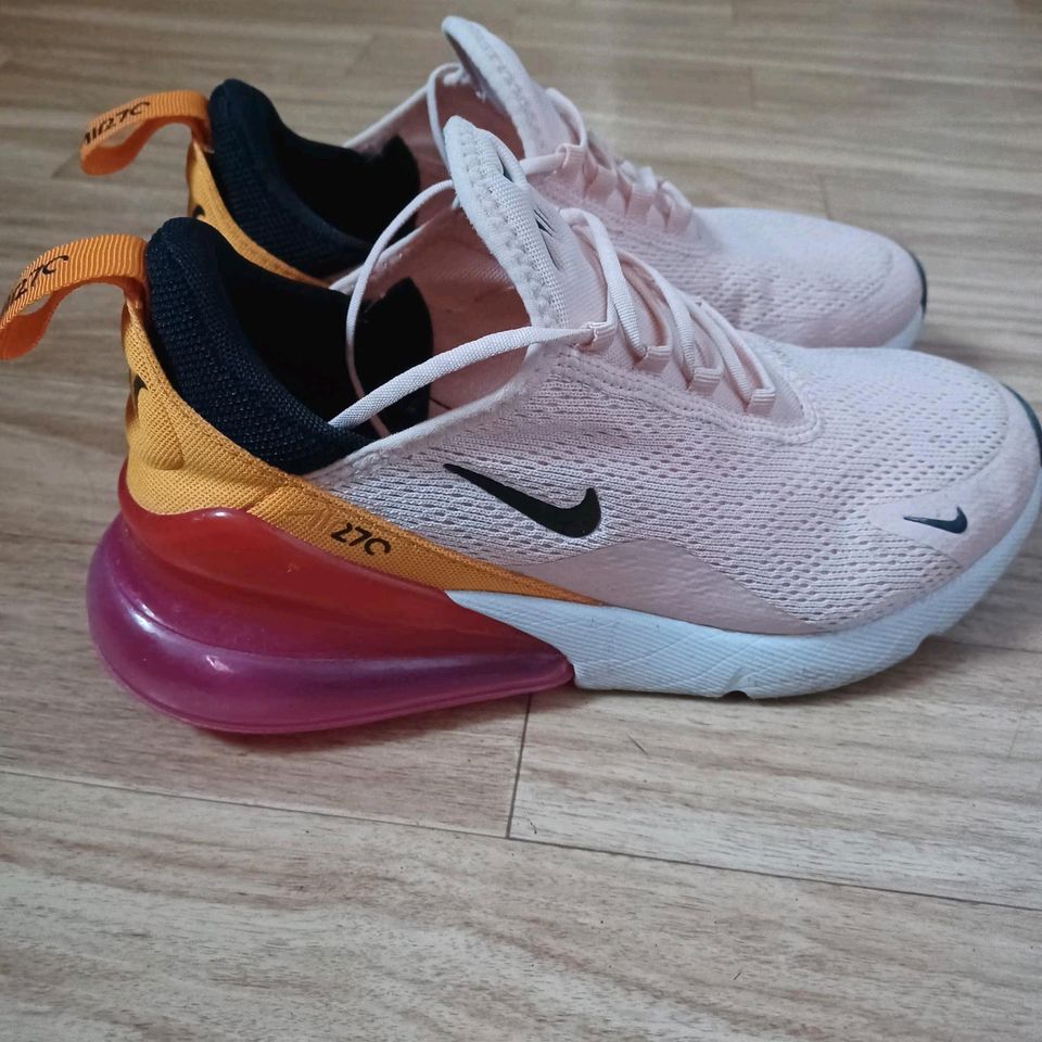 Nike Air Max 270 rosa in Warstein