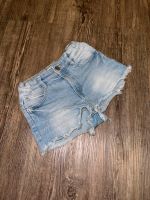 Shorts Jeans Reserved Gr 140 Mädchen Brandenburg - Zehdenick Vorschau