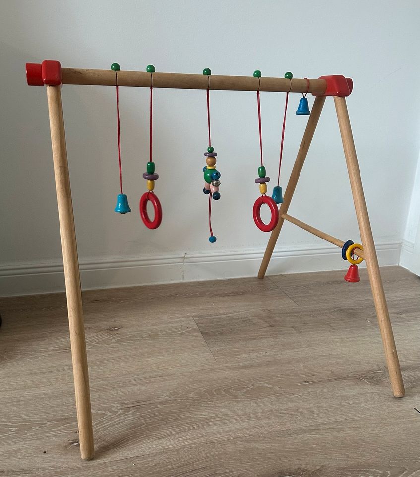 Mobile * Babyspielzeug * Massivholz * TOP * in Buchholz in der Nordheide