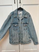 Jeansjacke Bershka Gr. XS oversized fit Hessen - Reichelsheim (Wetterau) Vorschau