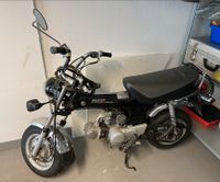 Honda Dax ST 50/AB 23 in schwarz zu verkaufen Düsseldorf - Pempelfort Vorschau