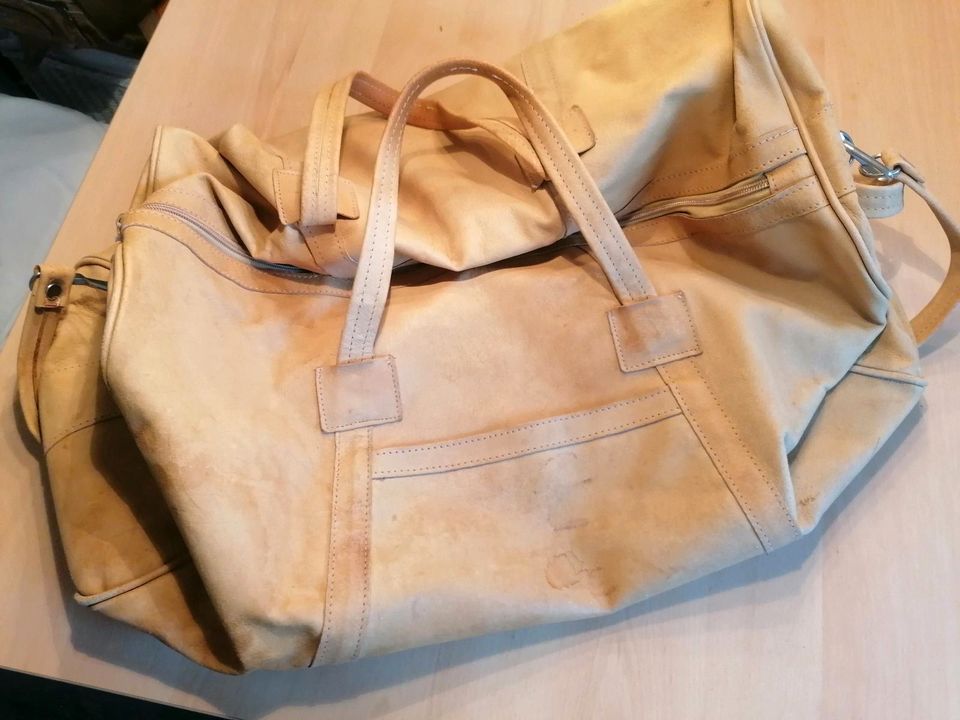 Leder Reisetasche in Bremen