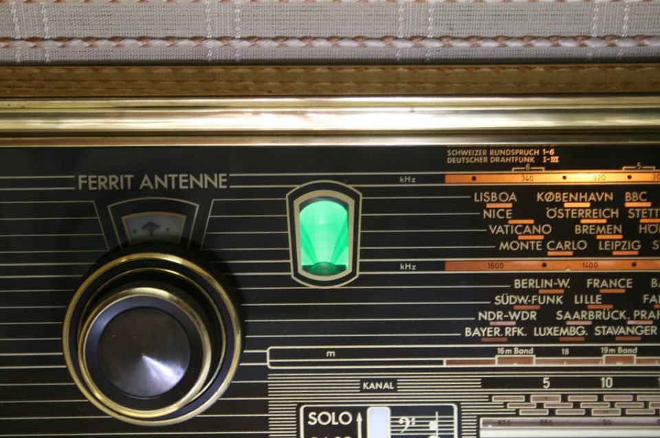 Vintage - Original Röhrenradio Telefunken Operette 8 von 1959 in Forstinning