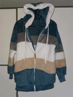 Kuscheljacken Neu und Sportshirt Brandenburg - Strausberg Vorschau