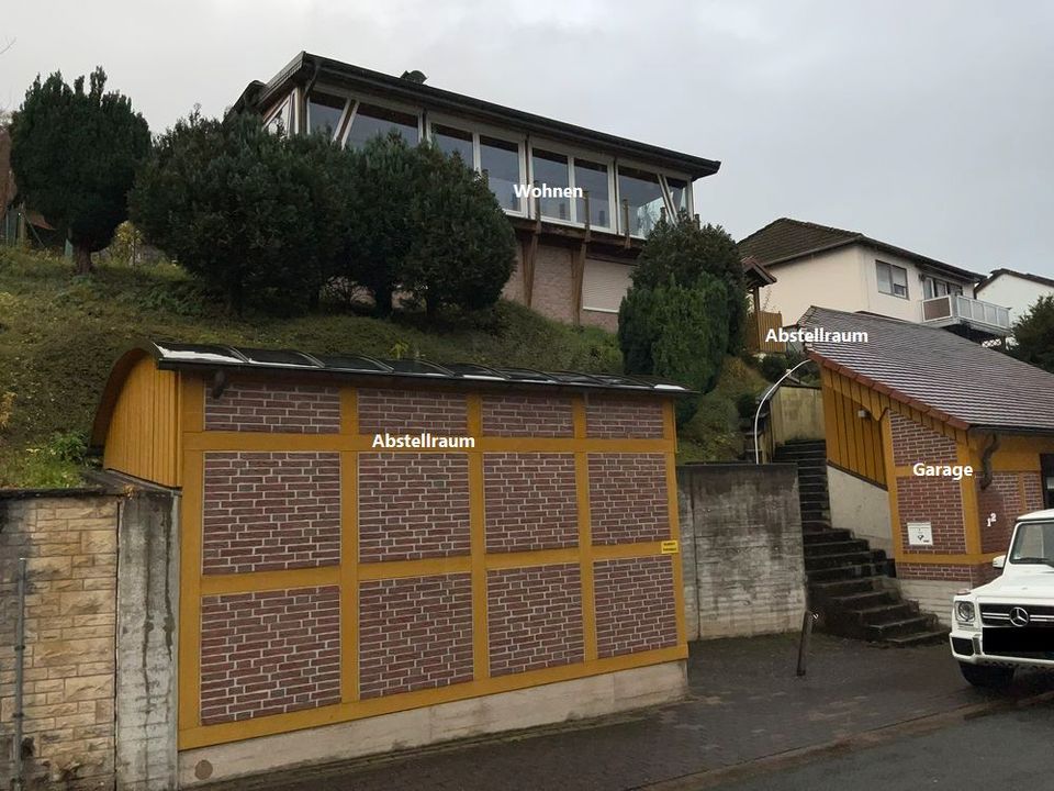 Kreiensen - Einfamilienhaus (Fertighaus) mit massiver Garage in Einbeck