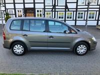 VW Touran 1.6,E.z 06.2009,75KW/102Ps,Ahk,Reifen neu Nordrhein-Westfalen - Werl Vorschau