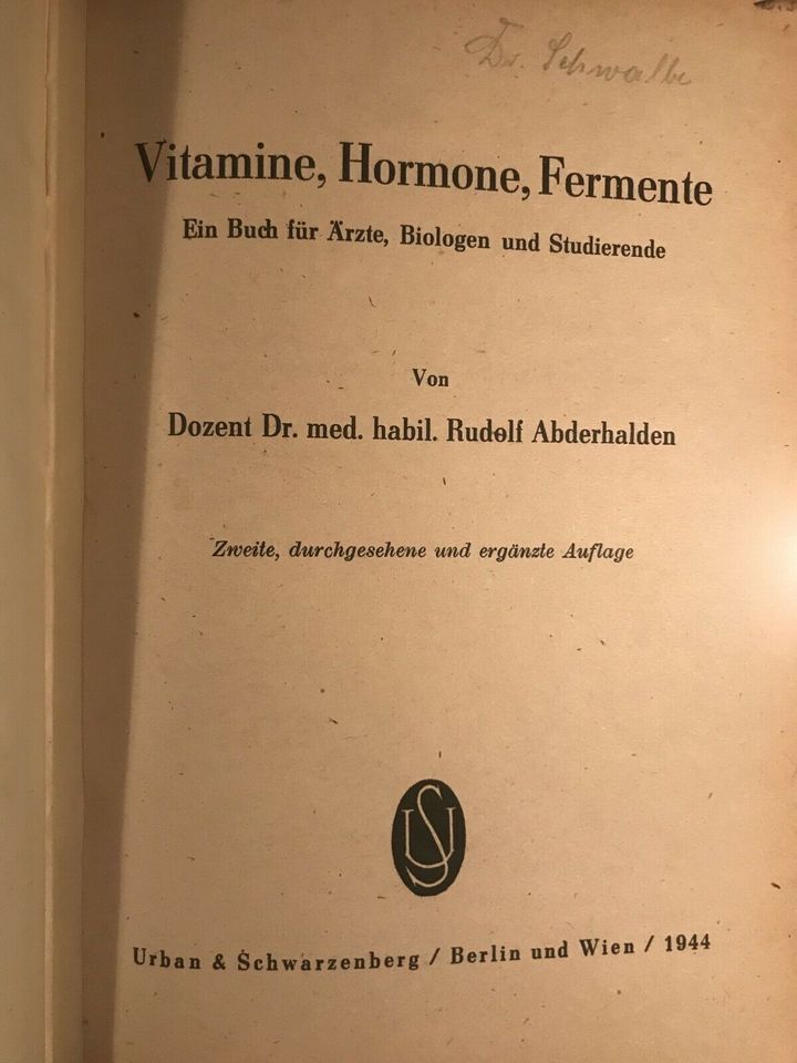 Buch Abderhalden Vitamine Hormone Fermente 1944 antiquarisch in Krefeld