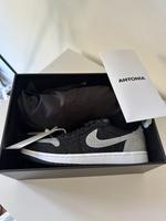 Nike Swarovski x Air Jordan 1 Low Stealth WMNS US10 / EU42 Nordrhein-Westfalen - Siegen Vorschau