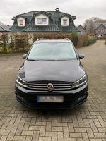 Volkswagen Touran 1,6 TDI Panoramadach, ACC,TÜV neu Niedersachsen - Saterland Vorschau