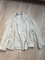 Zara Übergangsjacke Cordjacke Cape Oversize NEU Nordrhein-Westfalen - Remscheid Vorschau