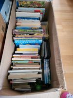 Bücherkiste Kiste voller Bücher Zeitschriften DVD s Kinderbücher Stuttgart - Sillenbuch Vorschau