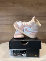 Kinder Schuhe Nike Jordan 1 Retro High Nordrhein-Westfalen - Dinslaken Vorschau