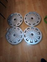 4X Original Audi A4 Avant 8W Radkappensatz 16Zoll Düsseldorf - Eller Vorschau