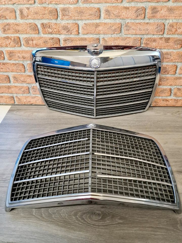 Mercedes W114 W115 /8 Strich Acht Kühlergrill in Bad Oeynhausen