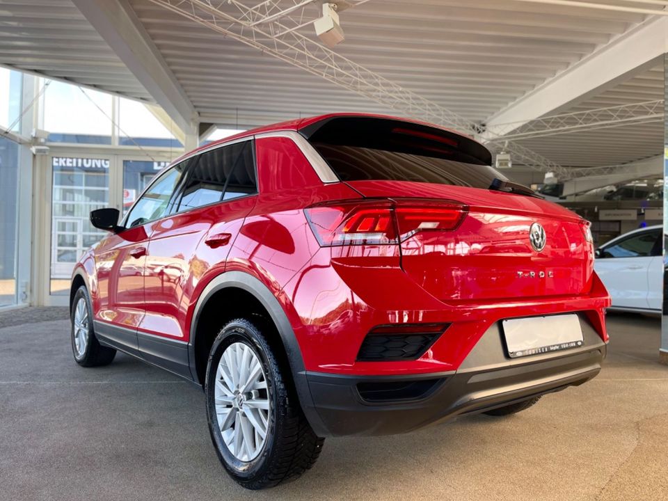 Volkswagen T-Roc 1.0 TSI Basis Navi Lane Assist Klima LM in Salzgitter