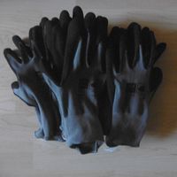 10 Paar Pro Fit Latexschaum-Feinstrickhandschuhe grau/schwarz Baden-Württemberg - Heubach Vorschau