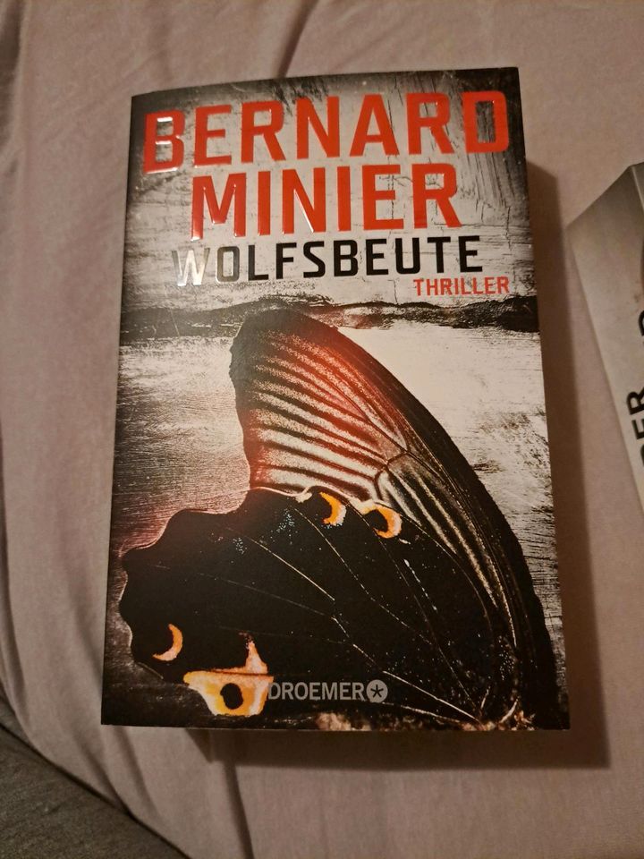 2 Bücher von BERNARD MINIER in Kötz