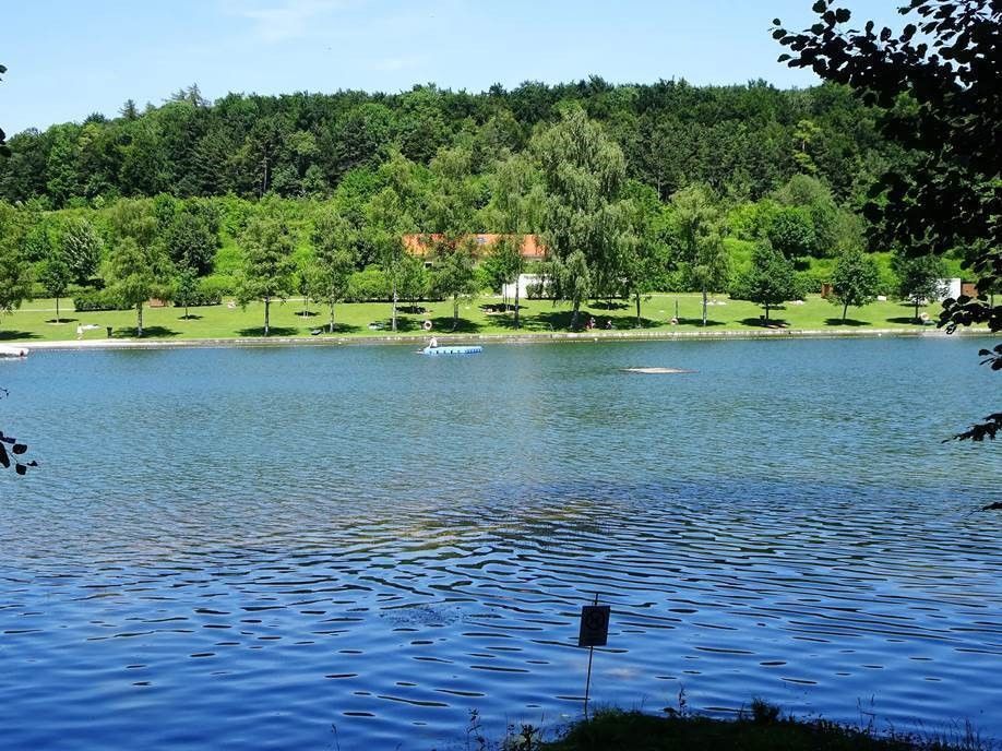 Tinyhaus direkt am See/Mobilheim/Campingplatz// in Traubenmühle