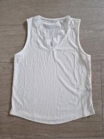 Tank Top Kontrast Spitze * Weißes Top * Größe M L NEU UNGETRAGEN Brandenburg - Frauendorf Vorschau