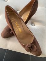 Bally Pumps Wildleder Braun Gr. 37,5 (4 1/2) neuwertig! Bayern - Feuchtwangen Vorschau