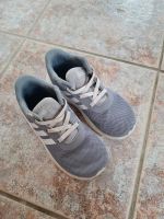 Adidas Kinderschuhe Größe 27 Niedersachsen - Amelinghausen Vorschau