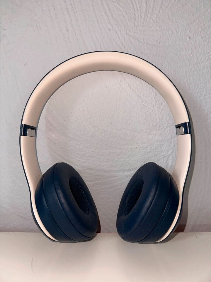 Beats Solo3 Wireless clubnavy Club Collection (Versand möglich) in Centrum