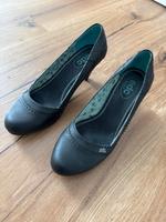Pumps Gr. 37 edc by Esprit schwarz Niedersachsen - Springe Vorschau